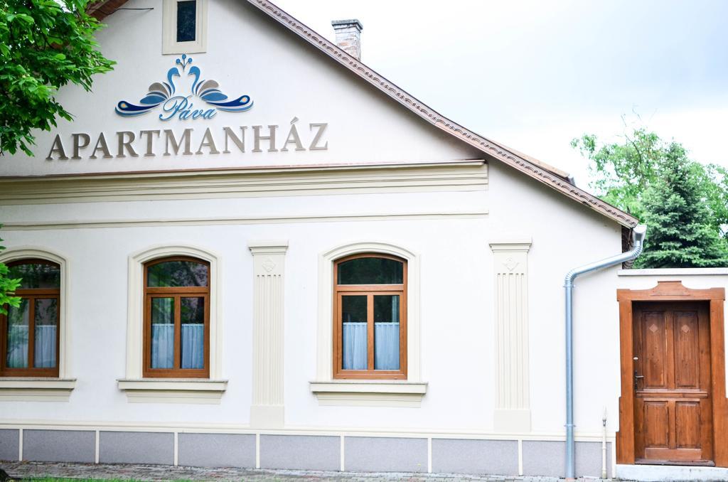 Pava Apartmanhaz มาโค ภายนอก รูปภาพ